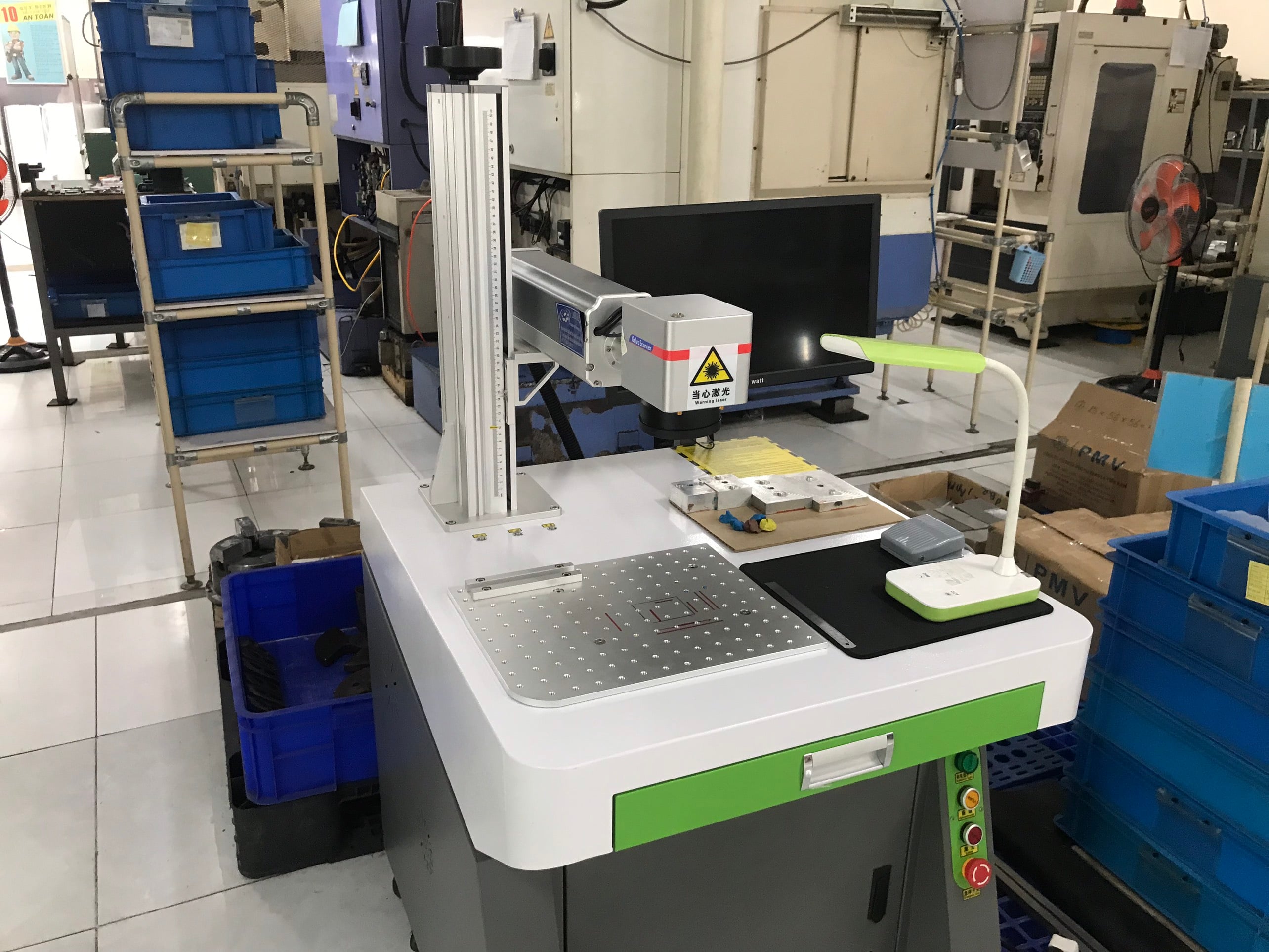 Laser cutting machine